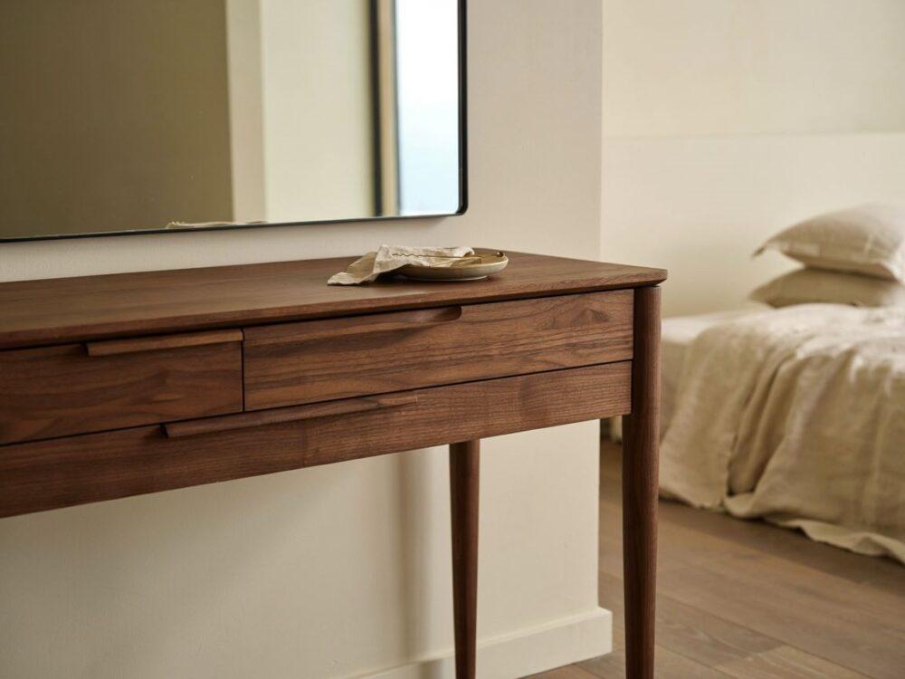 drewniana toaletka wenge