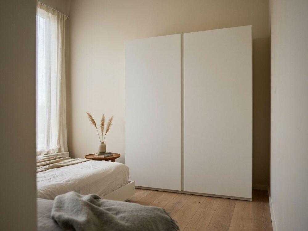 półki w szafie 160 cm